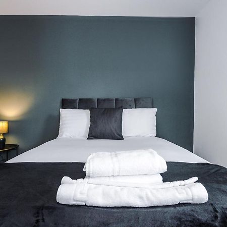 Cosy 3 Bed 3 Bath House - Central Liverpool -Self Check-In & Free Parking! Villa Esterno foto