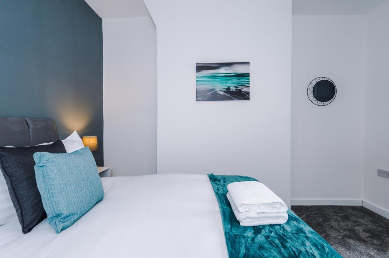 Cosy 3 Bed 3 Bath House - Central Liverpool -Self Check-In & Free Parking! Villa Esterno foto