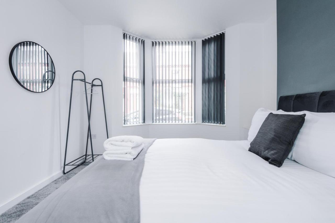 Cosy 3 Bed 3 Bath House - Central Liverpool -Self Check-In & Free Parking! Villa Esterno foto